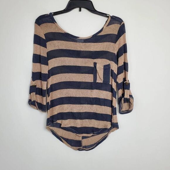 Charming Charie Size XS Stripe 3/4 sleeve Top - Picture 1 of 8